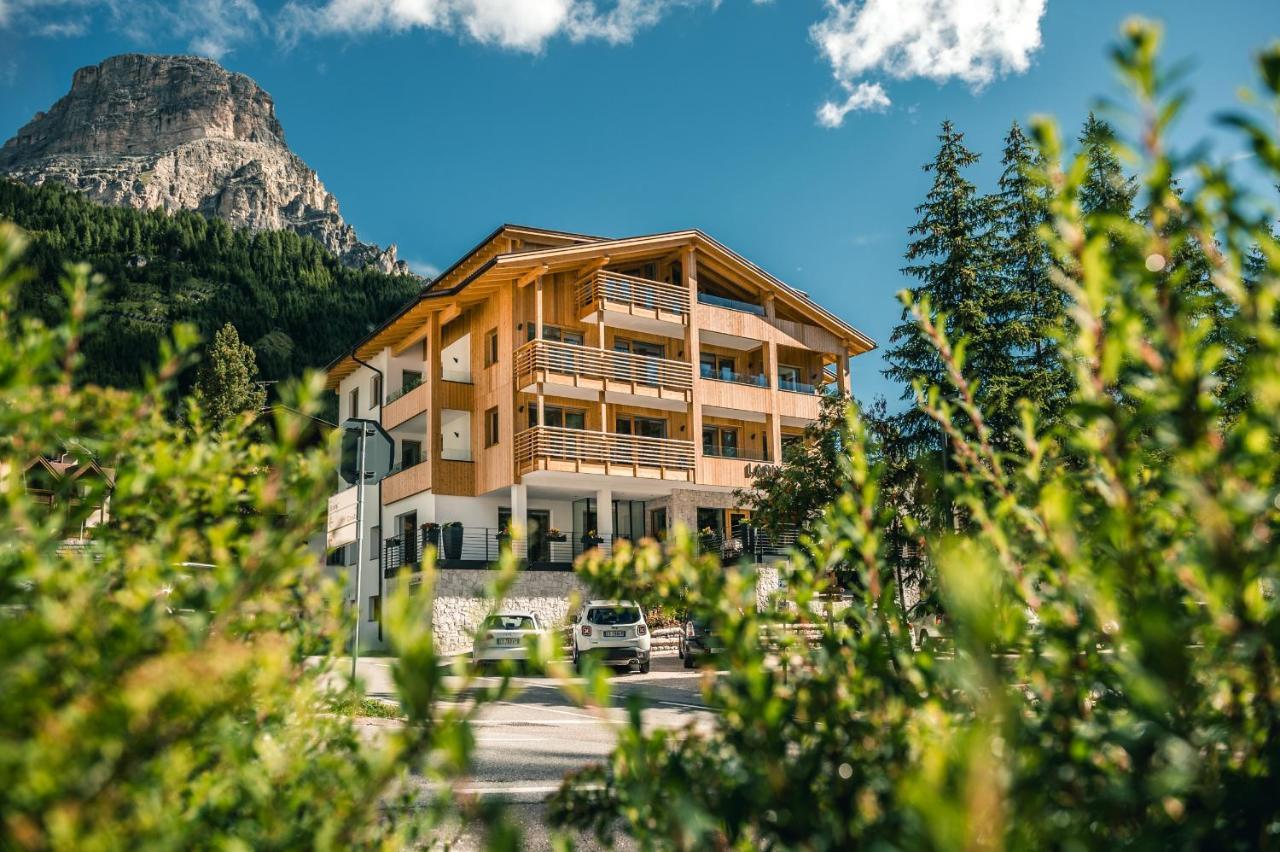 Hotel Garni Larix Colfosco Exterior foto