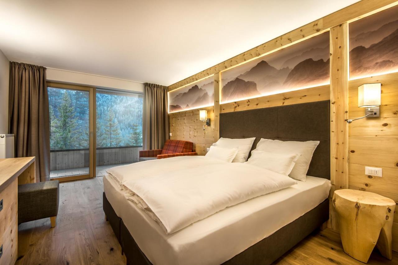Hotel Garni Larix Colfosco Exterior foto